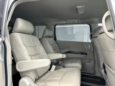 Honda Elysion 2014, 107000 км, за 8210.55 USD - фото 18