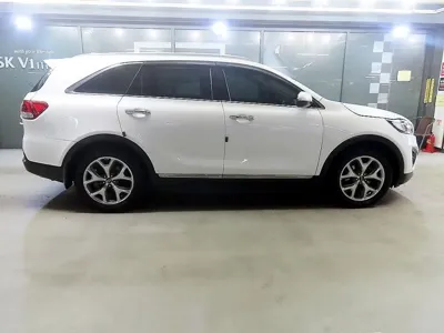Kia Sorento 2016, 160000 км, за 5907.84 USD