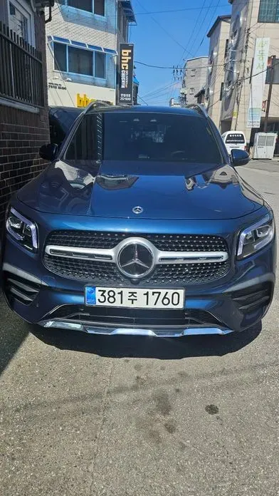 Mercedes-Benz GLB-Class 2023, 39000 км, за 36501.32 USD
