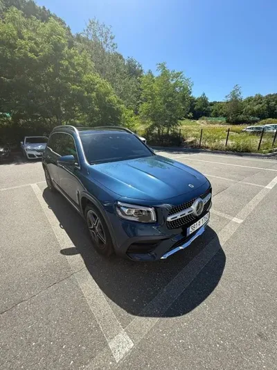 Mercedes-Benz GLB-Class 2023, 39000 км, за 36501.32 USD