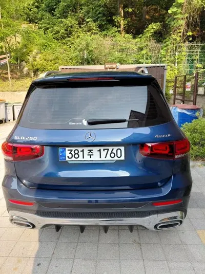 Mercedes-Benz GLB-Class 2023, 39000 км, за 36501.32 USD - фото 6
