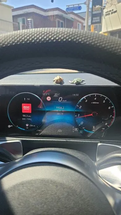 Mercedes-Benz GLB-Class 2023, 39000 км, за 36501.32 USD - фото 7