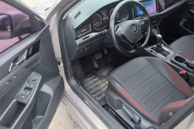 Volkswagen Bora 2019, 60900 км, за 7930 USD - фото 18