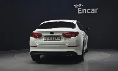 Kia K5 2015, 143449 км, за 3872.92 USD