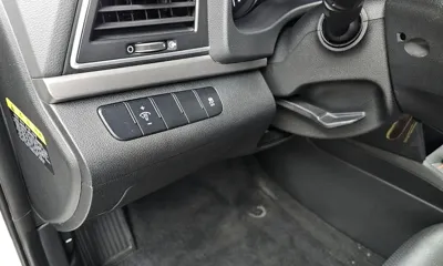Hyundai Avante 2017, 85632 км, за 5980.63 USD - фото 19