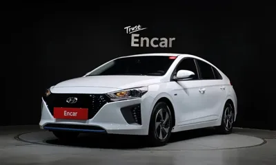 Hyundai Ioniq · 2019 год