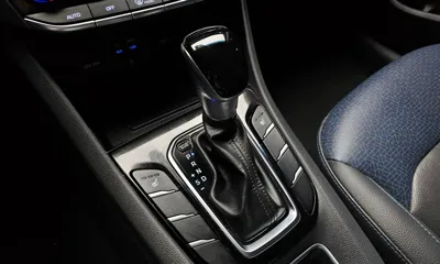 Hyundai Ioniq 2019, 45316 км, за 8196.73 USD - фото 9