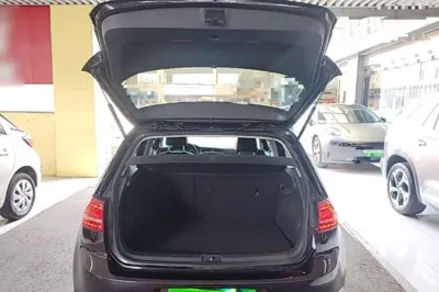 Volkswagen Golf 2016, 112200 км, за 7530 USD - фото 27