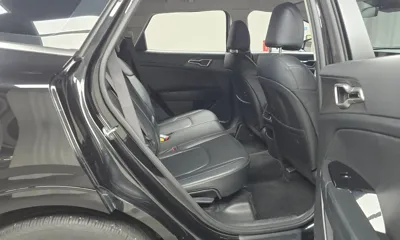 Kia Sportage 2023, 66276 км, за 14205.48 USD - фото 12