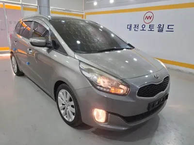 Kia Carens