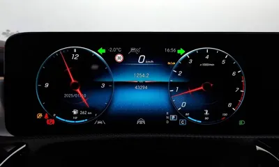 Mercedes-Benz CLA-Class 2022, 43294 км, за 22556.98 USD - фото 8