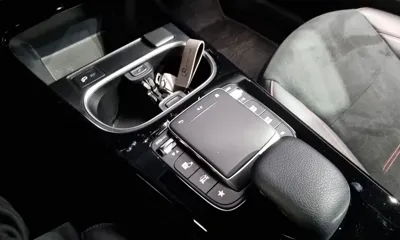 Mercedes-Benz CLA-Class 2022, 43294 км, за 22556.98 USD - фото 18