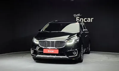 Kia Canival 2017, 130744 км, за 6276.84 USD