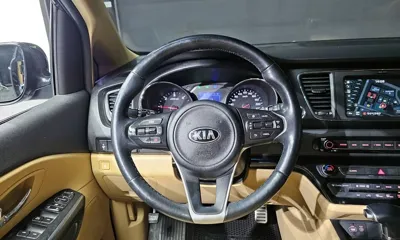 Kia Canival 2017, 130744 км, за 6276.84 USD - фото 13