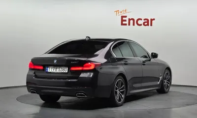 BMW 5-Series 2023, 37481 км, за 22266.27 USD
