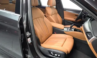 BMW 5-Series 2023, 37481 км, за 22266.27 USD - фото 10