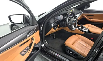 BMW 5-Series 2023, 37481 км, за 22266.27 USD - фото 11