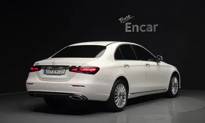 Mercedes-Benz E-Class 2023, 51733 км, за 25994.49 USD