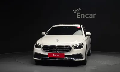 Mercedes-Benz E-Class 2023, 51733 км, за 25994.49 USD