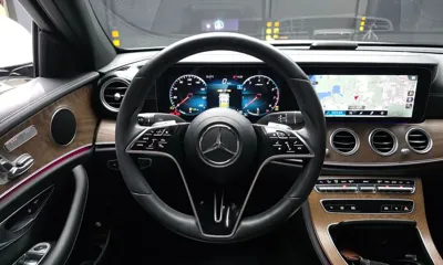 Mercedes-Benz E-Class 2023, 51733 км, за 25994.49 USD - фото 13