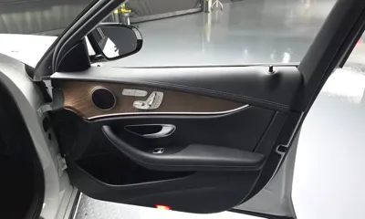 Mercedes-Benz E-Class 2023, 51733 км, за 25994.49 USD - фото 24