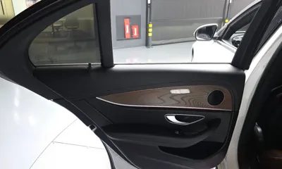 Mercedes-Benz E-Class 2023, 51733 км, за 25994.49 USD - фото 25