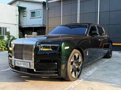 Rolls-Royce Phantom · 2023 год