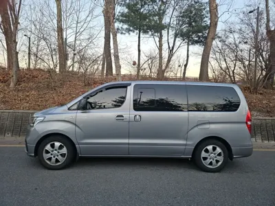 Hyundai Starex 2019, 59255 км, за 11529.57 USD