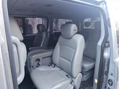 Hyundai Starex 2019, 59255 км, за 11529.57 USD - фото 8