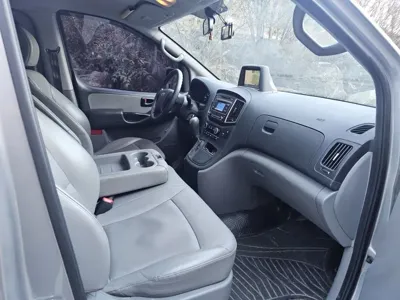Hyundai Starex 2019, 59255 км, за 11529.57 USD - фото 9