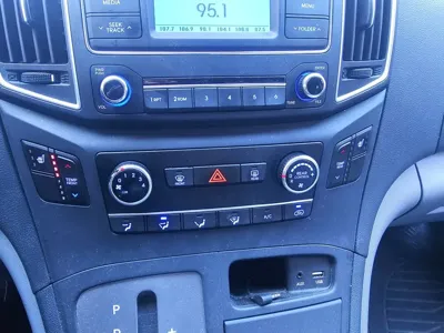 Hyundai Starex 2019, 59255 км, за 11529.57 USD - фото 16