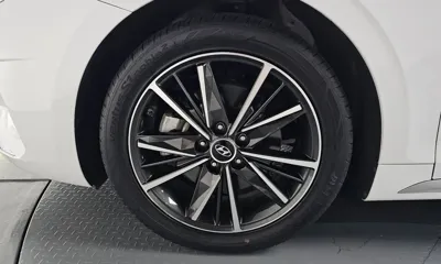 Hyundai Grandeur 2022, 36237 км, за 15960.92 USD