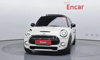 MINI Cooper 2019, 36695 км, за 11920.52 USD