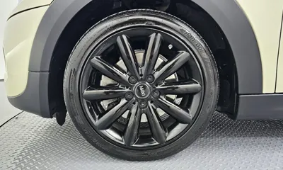 MINI Cooper 2019, 36695 км, за 11920.52 USD