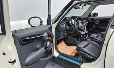 MINI Cooper 2019, 36695 км, за 11920.52 USD - фото 10