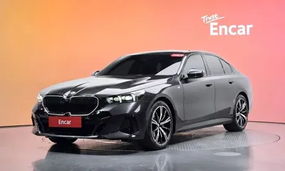 BMW 5-Series · 2025 год
