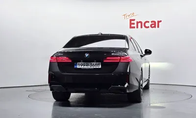 BMW 5-Series 2025, 8094 км, за 61409.35 USD