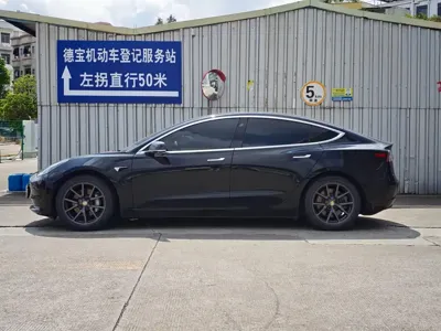 Tesla Model 3 2020, 58000 км, за 15592.89 USD