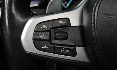BMW 5-Series 2019, 108942 км, за 17592.23 USD - фото 17