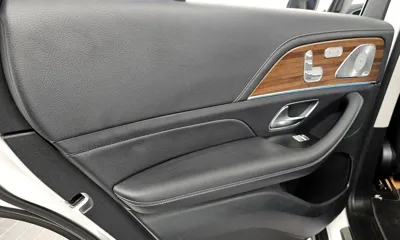 Mercedes-Benz GLS-Class 2021, 128877 км, за 42000.37 USD - фото 25