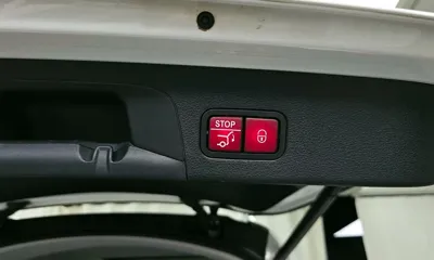 Mercedes-Benz GLS-Class 2021, 128877 км, за 42000.37 USD - фото 34