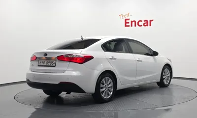 Kia K3 2015, 82986 км, за 4332.41 USD
