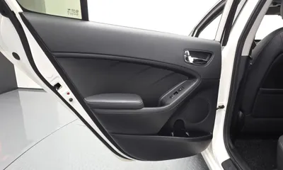 Kia K3 2015, 82986 км, за 4332.41 USD - фото 25