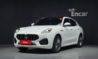 Maserati Grecale · 2023 год