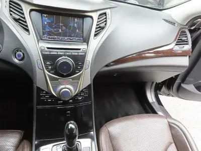 Hyundai Grandeur 2011, 134336 км, за 2149.84 USD - фото 17