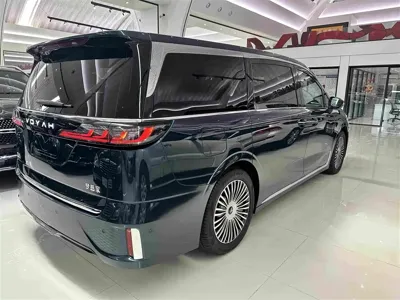 Voyah Dreamer 2025, 5800 км, за 35774.32 USD - фото 8