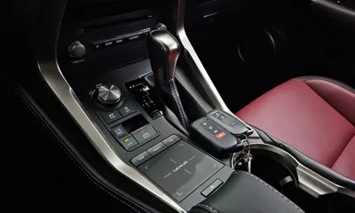 Lexus NX 2019, 139779 км, за 18051.73 USD - фото 9