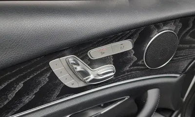 Mercedes-Benz E-Class 2019, 49328 км, за 17986.08 USD - фото 18