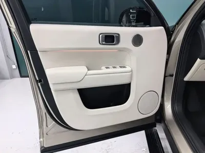 Li Auto Li L8 2024, 30000 км, за 34597.97 USD