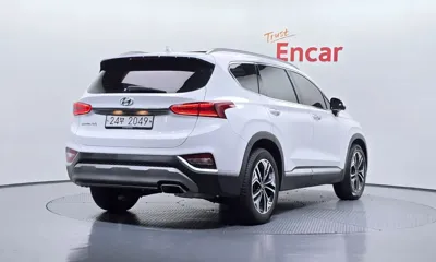 Hyundai Santafe 2020, 67712 км, за 15823.4 USD